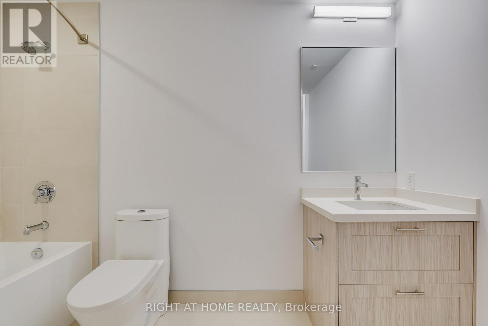 605 - 2946 Dundas Street W, Toronto, Ontario  M6P 1Y8 - Photo 17 - W13815134