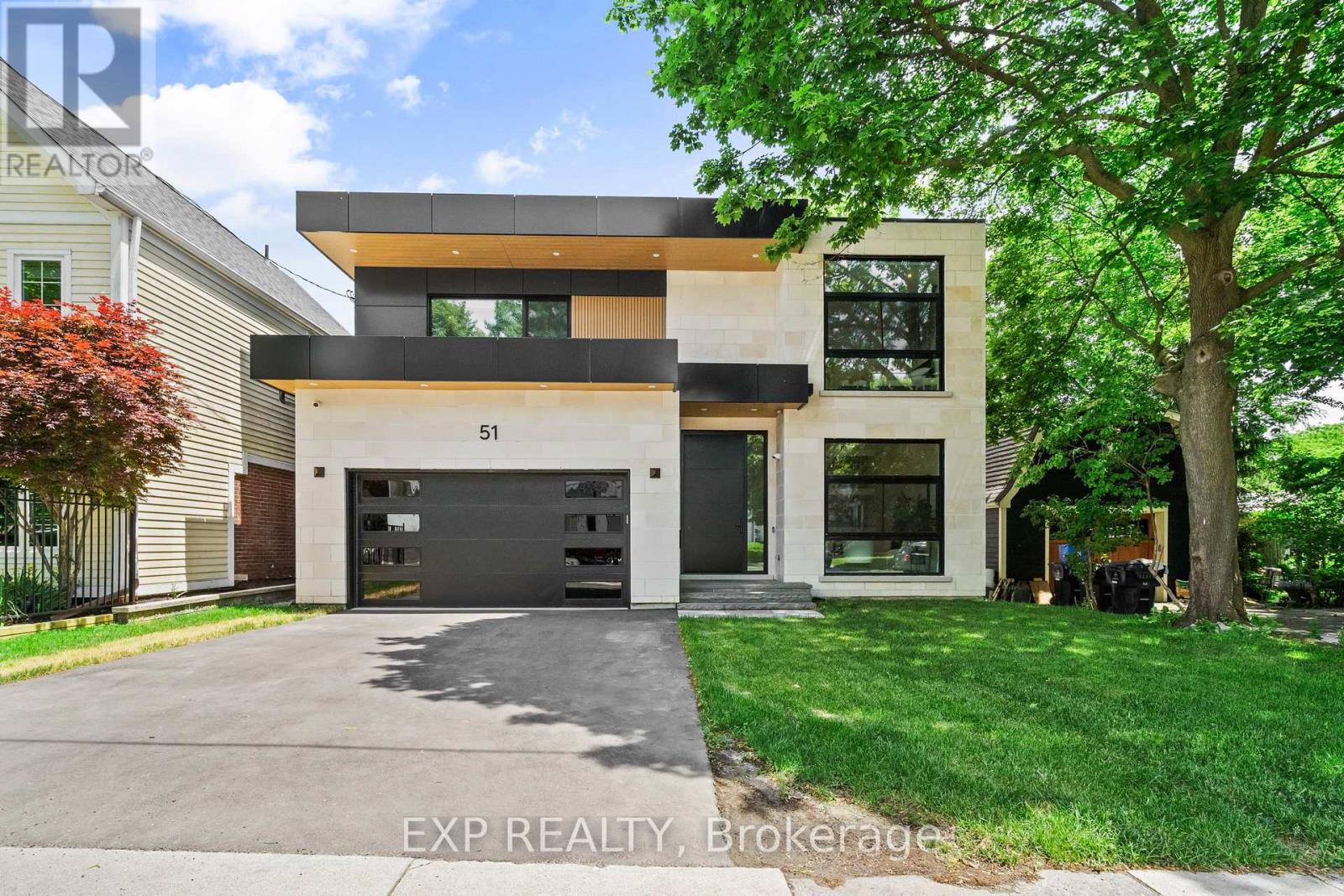 51 THIRTY NINTH STREET, Toronto, Ontario
