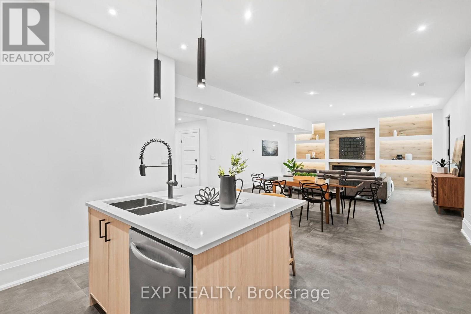 51 Thirty Ninth Street, Toronto, Ontario  M8W 3M6 - Photo 40 - W13815218
