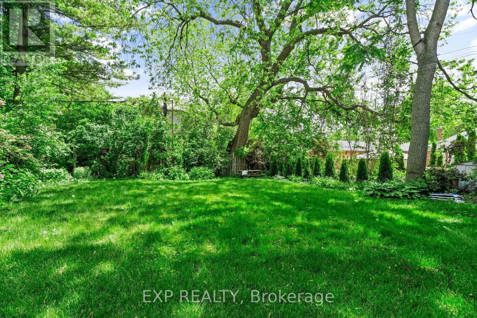 51 Thirty Ninth Street, Toronto, Ontario  M8W 3M6 - Photo 41 - W13815218
