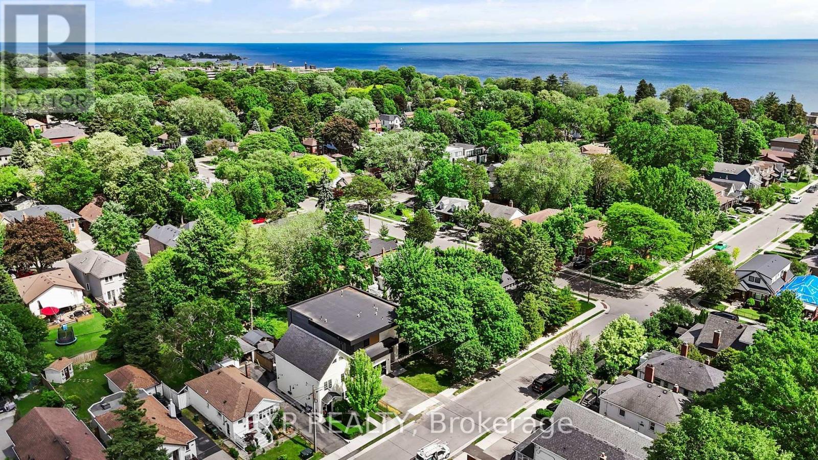 51 Thirty Ninth Street, Toronto, Ontario  M8W 3M6 - Photo 46 - W13815218