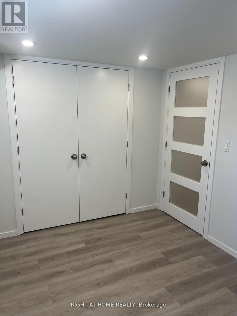 11 Rivercrest Road, Toronto, Ontario  M6S 4H4 - Photo 7 - W13815300
