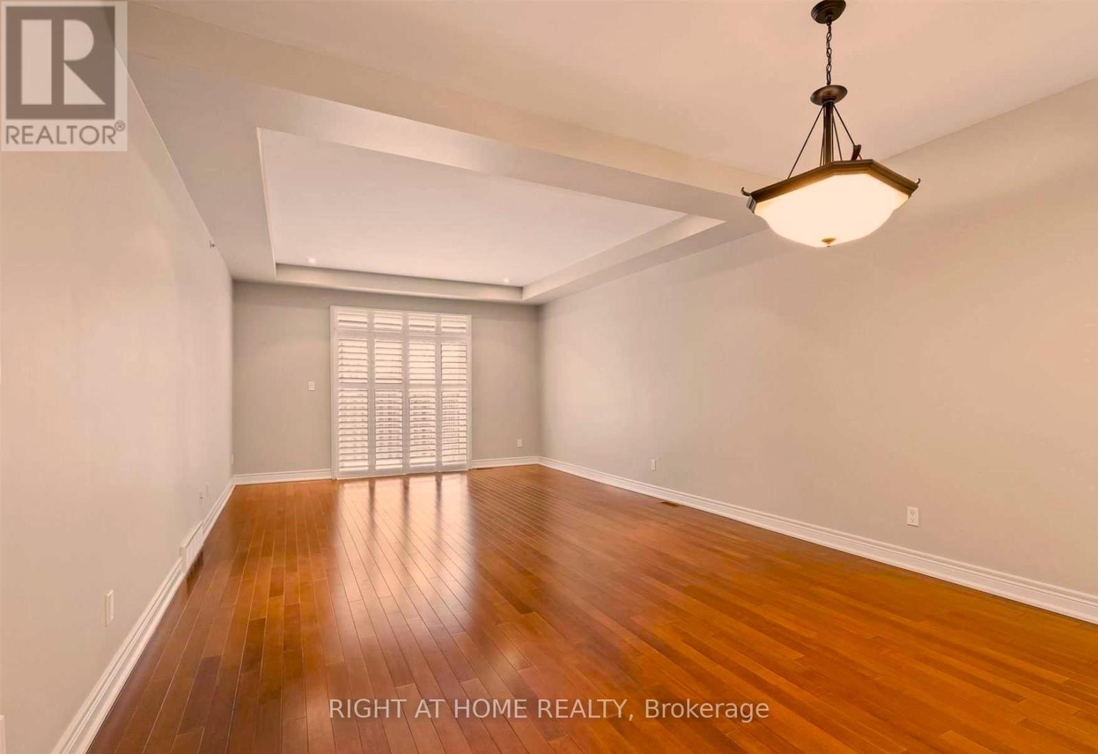 8 Glory Hill Road, St. Catharines, Ontario  L2P 0C6 - Photo 11 - X13815034