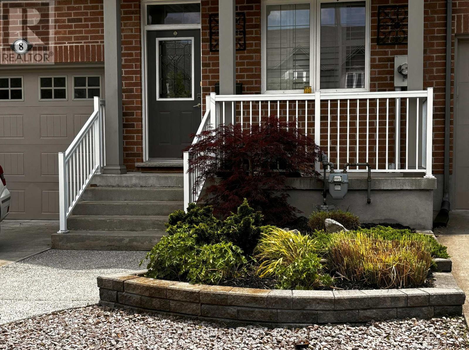 8 Glory Hill Road, St. Catharines, Ontario  L2P 0C6 - Photo 3 - X13815034