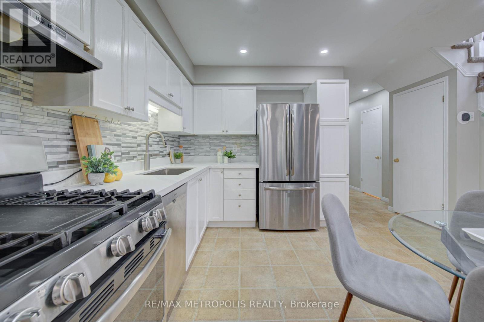 37 - 124 Gosling Gardens, Guelph, Ontario  N1G 5K6 - Photo 10 - X13815040