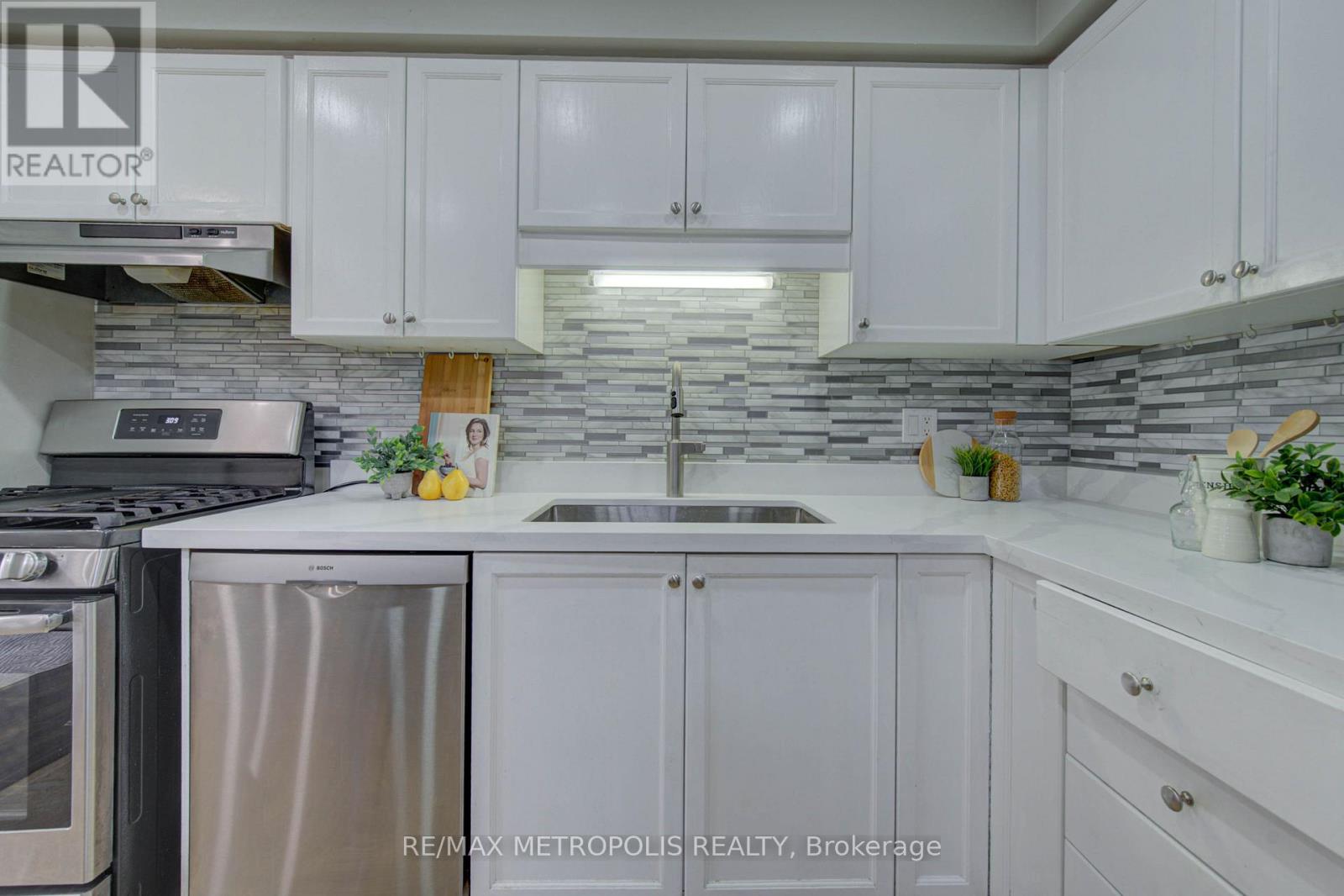 37 - 124 Gosling Gardens, Guelph, Ontario  N1G 5K6 - Photo 9 - X13815040