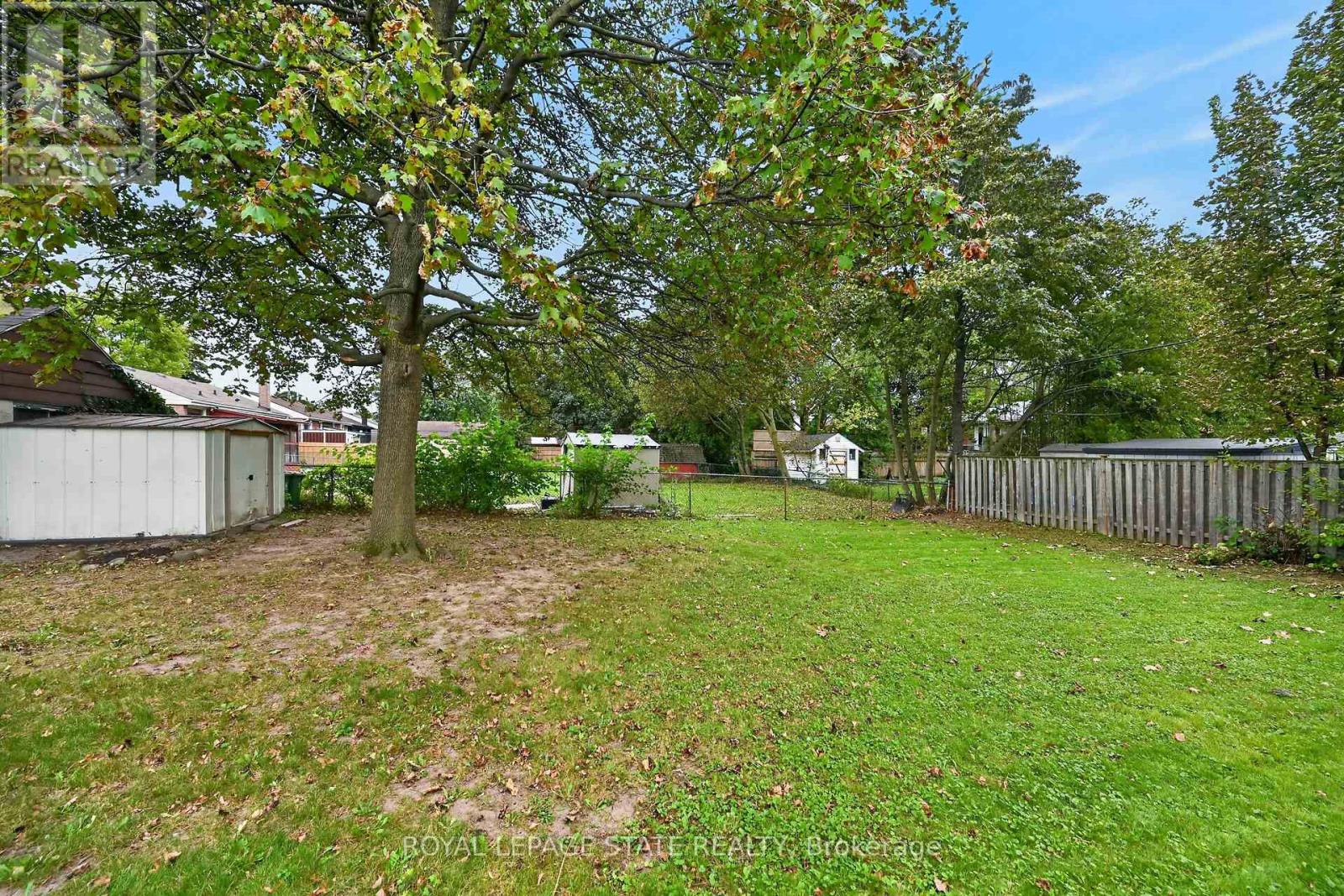 390 East 37th Street, Hamilton, Ontario  L8V 4B8 - Photo 5 - X13815072