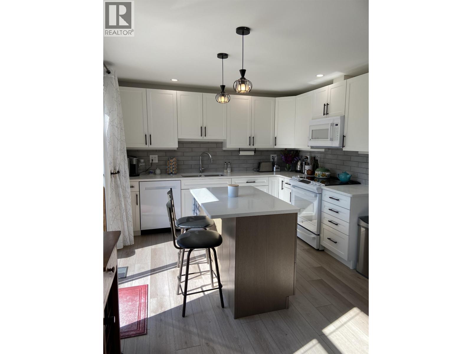 4719 Olson Avenue, Terrace, British Columbia  V8G 2A4 - Photo 2 - R3167876