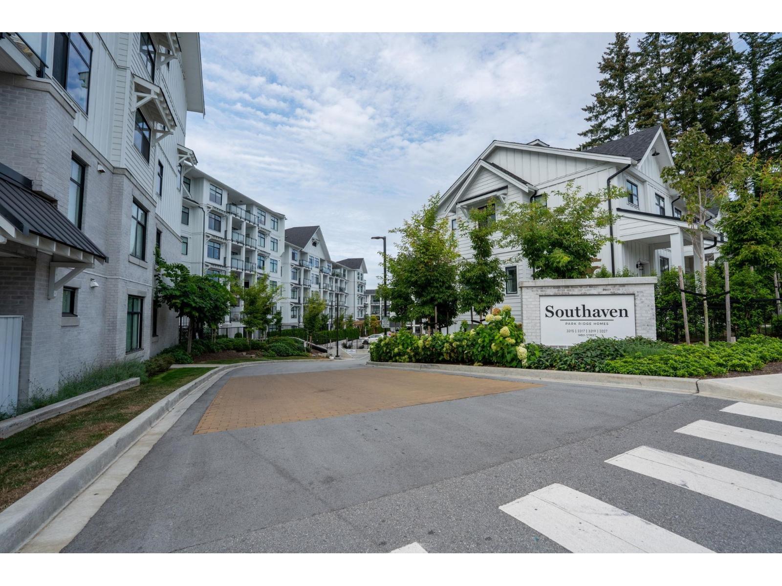 509 3317 148 STREET, Surrey, British Columbia
