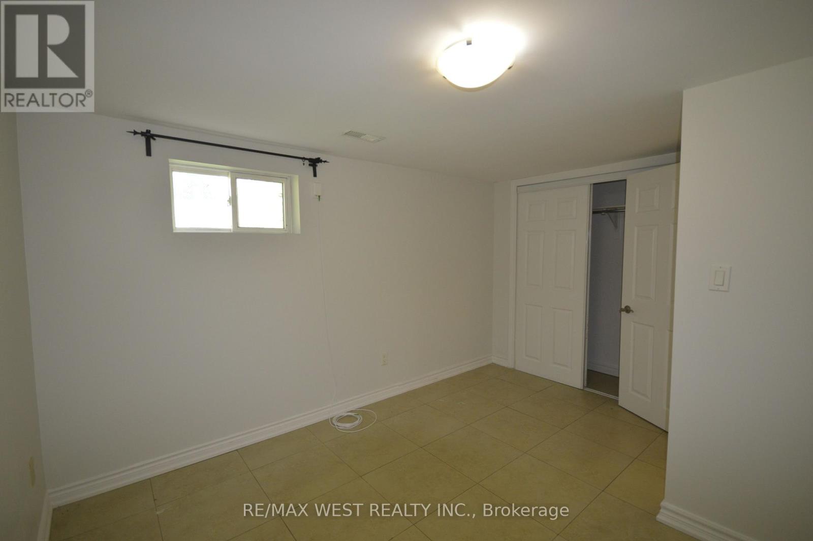 32 Axsmith Crescent, Toronto, Ontario  M2J 3K3 - Photo 25 - C13807274