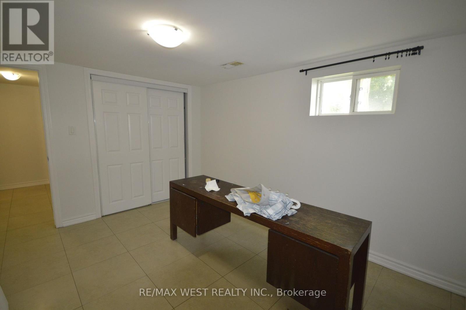 32 Axsmith Crescent, Toronto, Ontario  M2J 3K3 - Photo 27 - C13807274