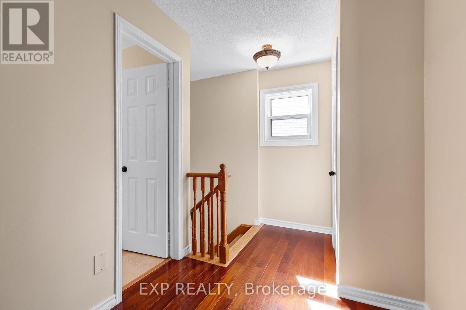 70 Natanya Boulevard, Georgina, Ontario  L4P 3P7 - Photo 16 - N13779060