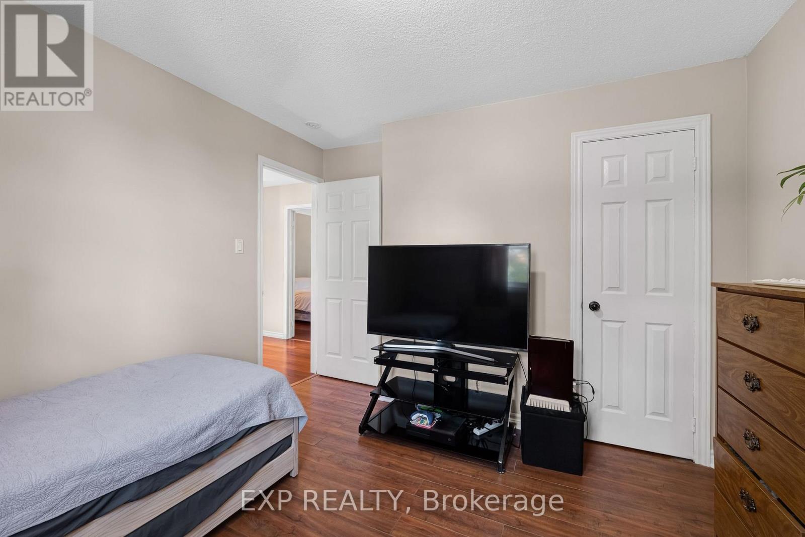 70 Natanya Boulevard, Georgina, Ontario  L4P 3P7 - Photo 26 - N13779060
