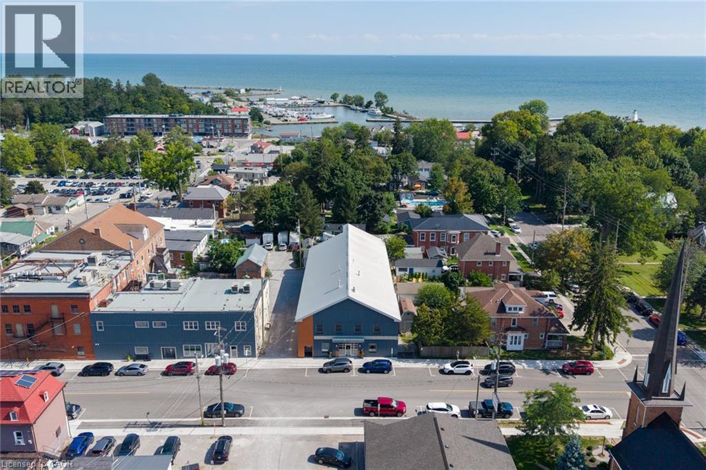 23 MARKET Street W, Port Dover, Ontario