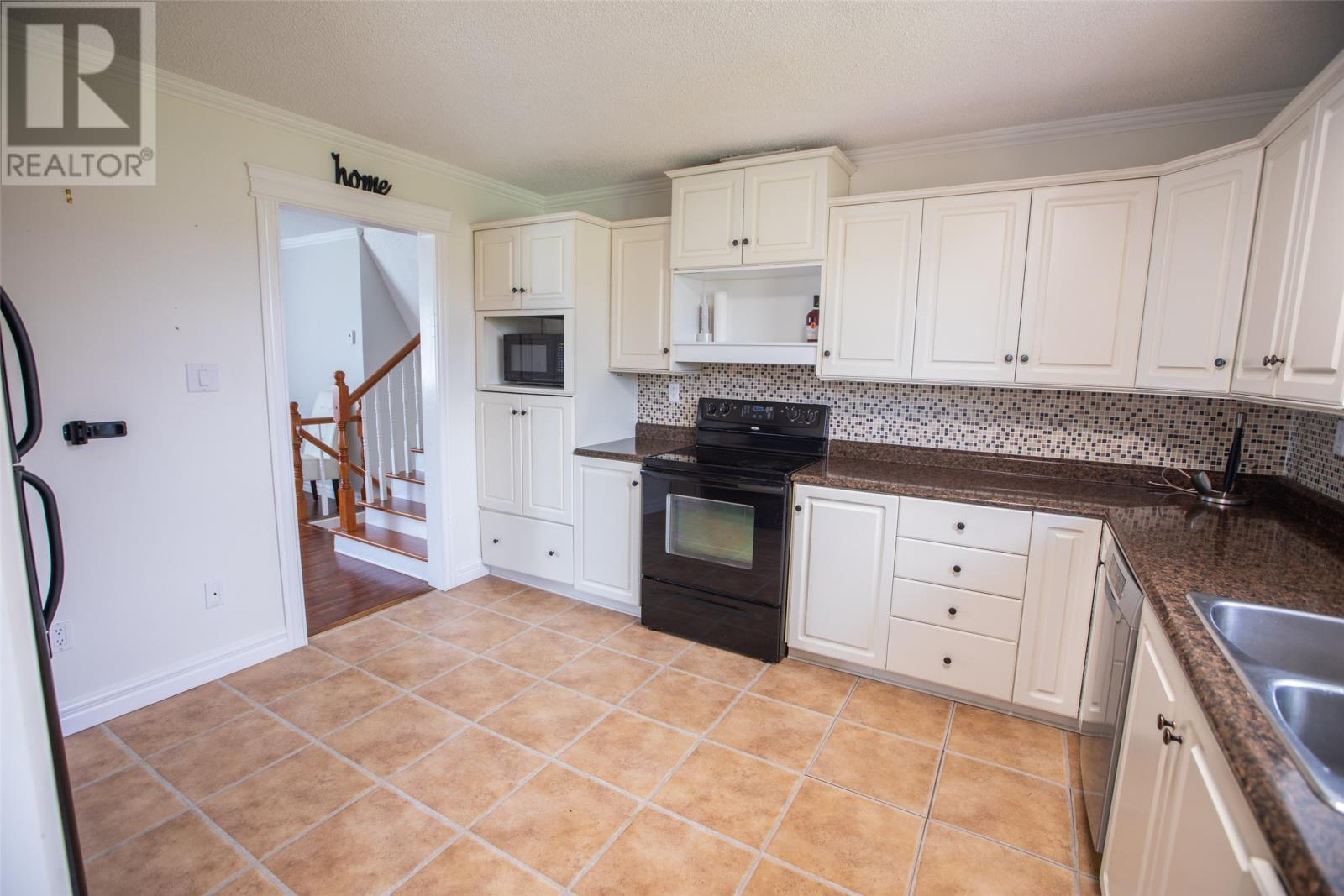 40 Bartons Road, St. John's — photo 18