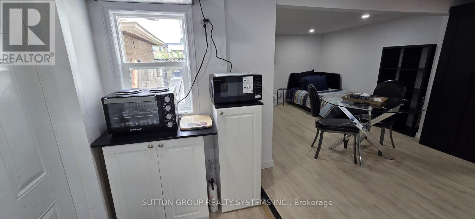 Suite G - 290 Morden Road, Oakville, Ontario  L6K 2S5 - Photo 9 - W13807796