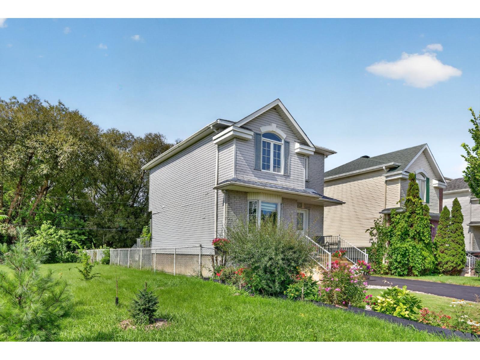 2667 Rue Justine-Poirier Vaudreuil-Dorion Quebec Canada J7V8Z1 4