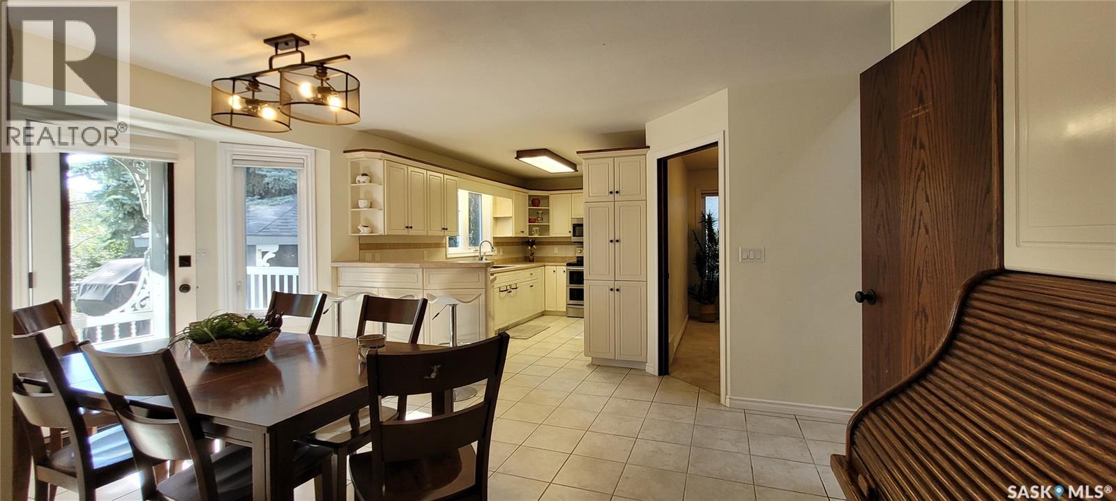 707 Emmeline Cove, Saskatoon, Saskatchewan  S7J 3L8 - Photo 11 - SK048526