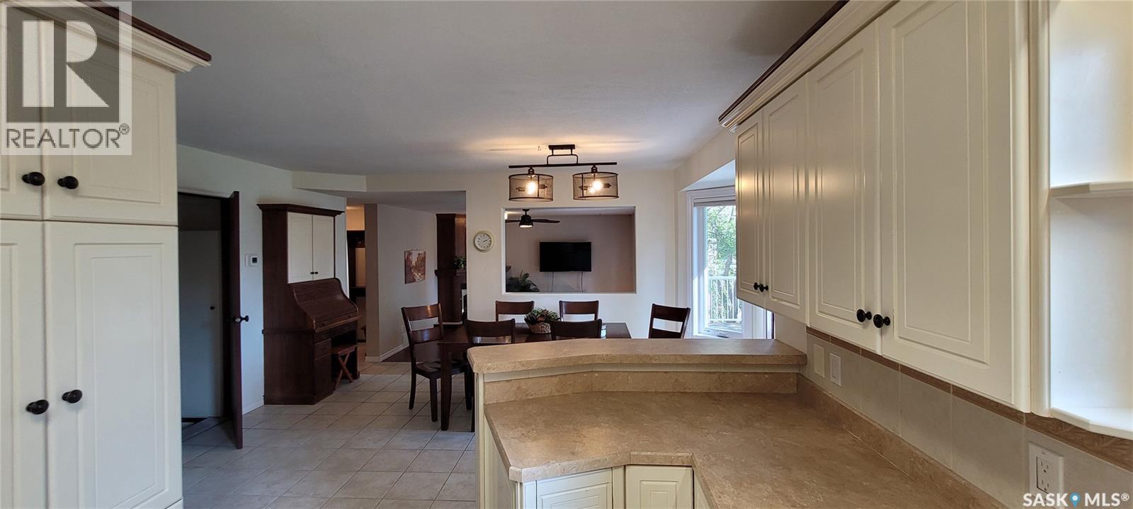 707 Emmeline Cove, Saskatoon, Saskatchewan  S7J 3L8 - Photo 13 - SK048526