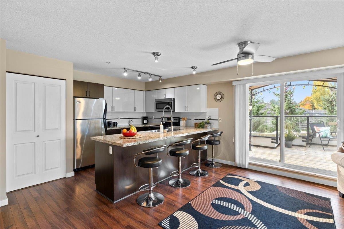 304 14960 102a Avenue, Surrey, British Columbia  V3R 6A3 - Photo 9 - R3168286