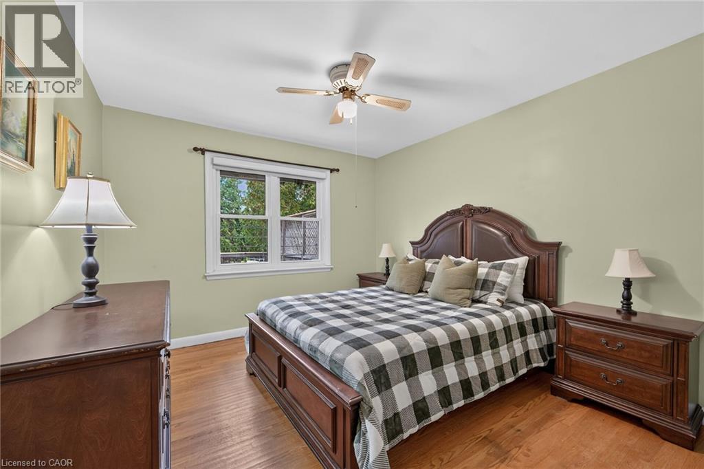 390 East 37th Street, Hamilton, Ontario  L8V 4B8 - Photo 19 - 40863488