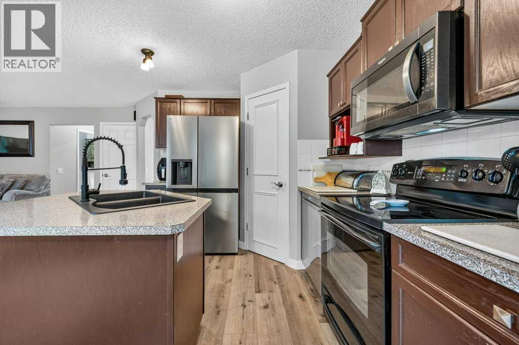 127 Tuscany Hills Park NW, Calgary, Alberta  T3L 2A3 - Photo 17 - A2343954