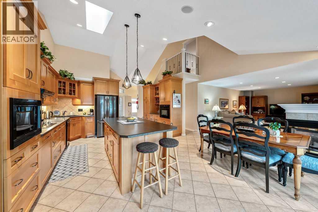 50 Cedargrove Lane Sw, Calgary, Alberta  T2W 6J1 - Photo 14 - A2344462
