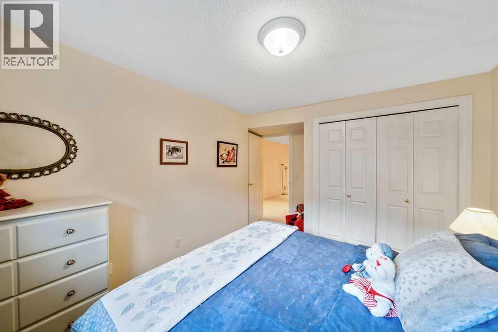 50 Cedargrove Lane Sw, Calgary, Alberta  T2W 6J1 - Photo 39 - A2344462