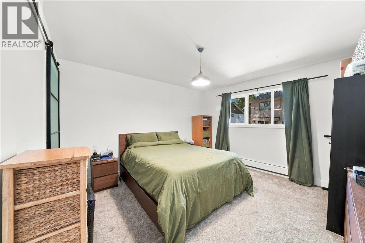 4151 Fircrest Place, North Vancouver, British Columbia  V7K 3A2 - Photo 19 - R3168139
