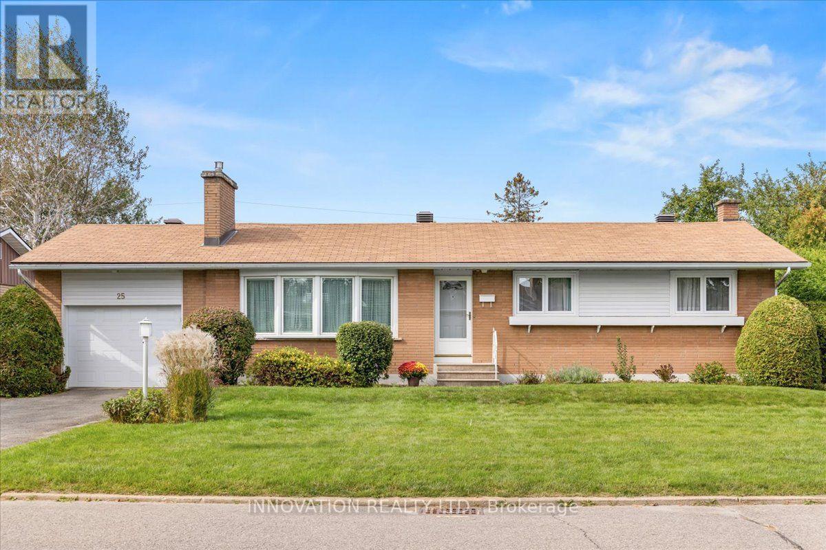25 BRENT AVENUE, Ottawa, Ontario