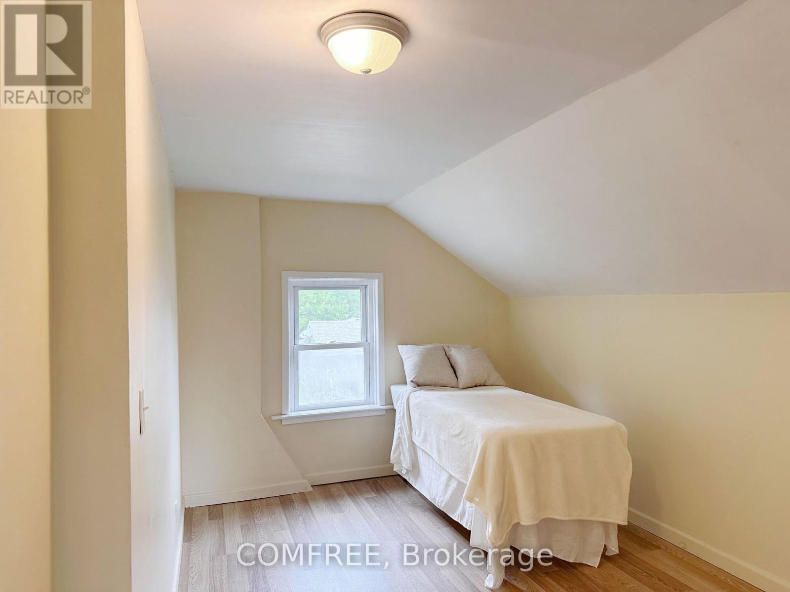 1657 Elgin Street, Kingsville, Ontario N0P 2G0 - Photo 21 - X13815344