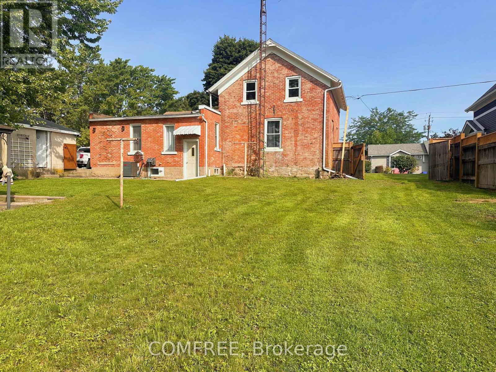 1657 Elgin Street, Kingsville, Ontario N0P 2G0 - Photo 30 - X13815344
