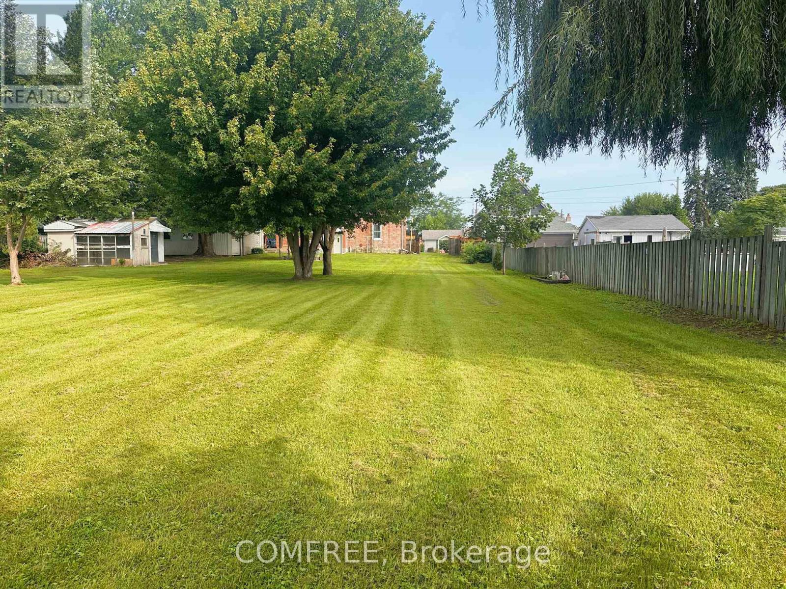 1657 Elgin Street, Kingsville, Ontario N0P 2G0 - Photo 34 - X13815344