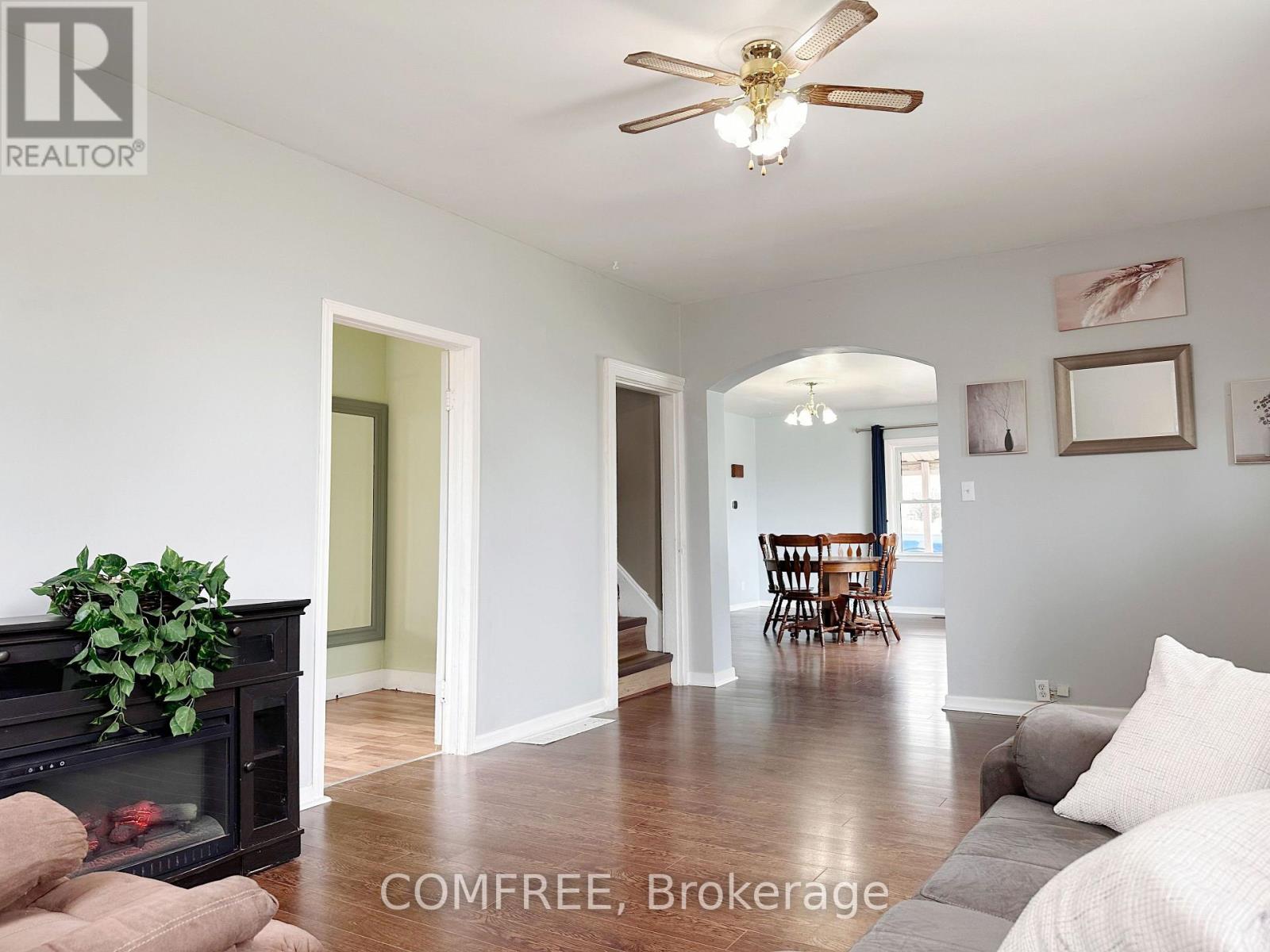 1657 Elgin Street, Kingsville, Ontario N0P 2G0 - Photo 8 - X13815344