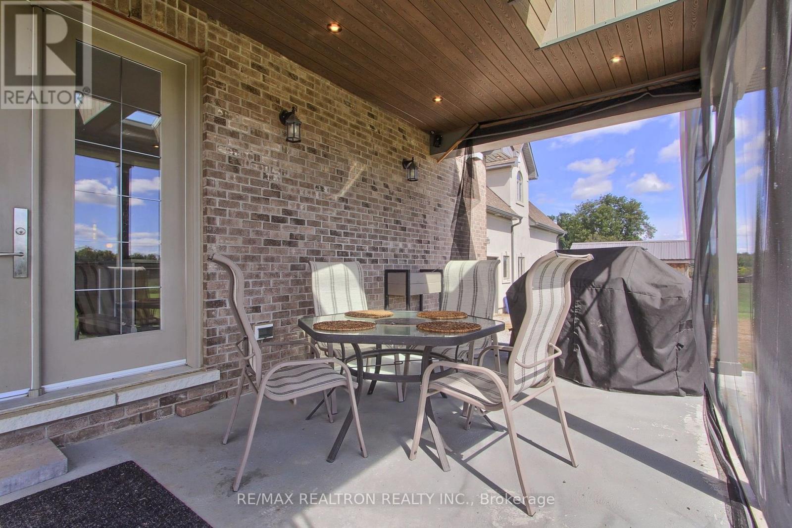 2875 Holborn Road, East Gwillimbury, Ontario  L0G 1R0 - Photo 13 - N13815386