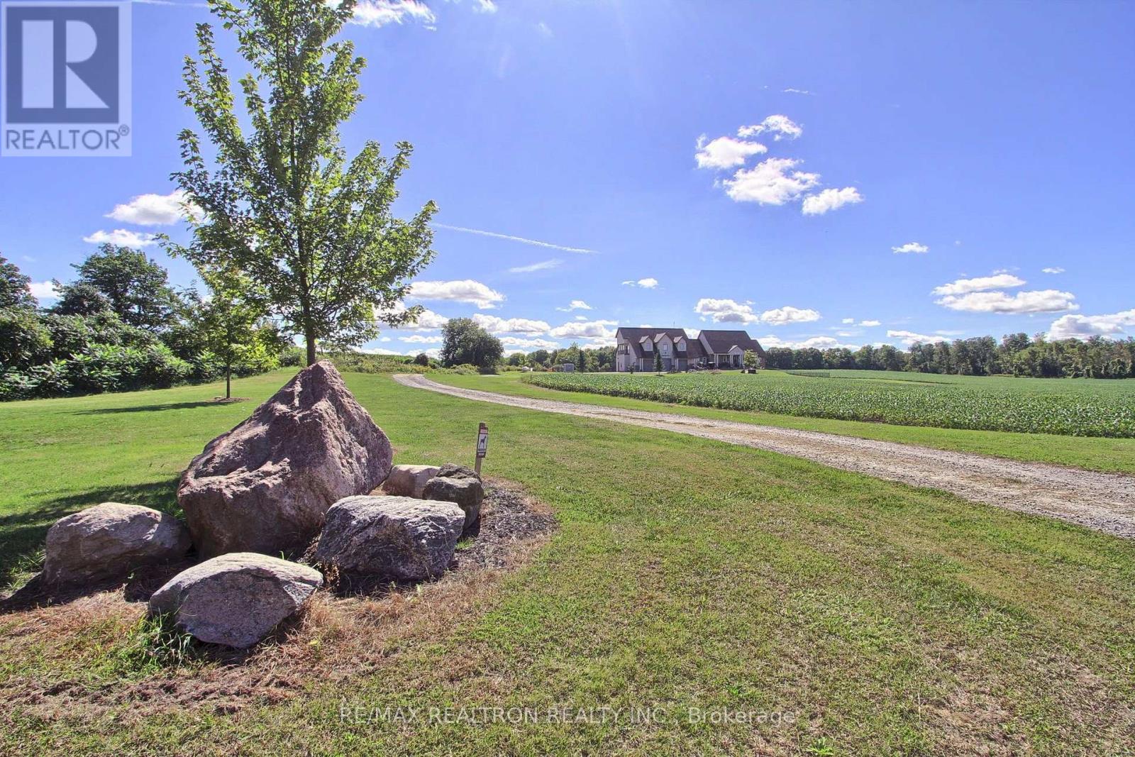 2875 Holborn Road, East Gwillimbury, Ontario  L0G 1R0 - Photo 2 - N13815386