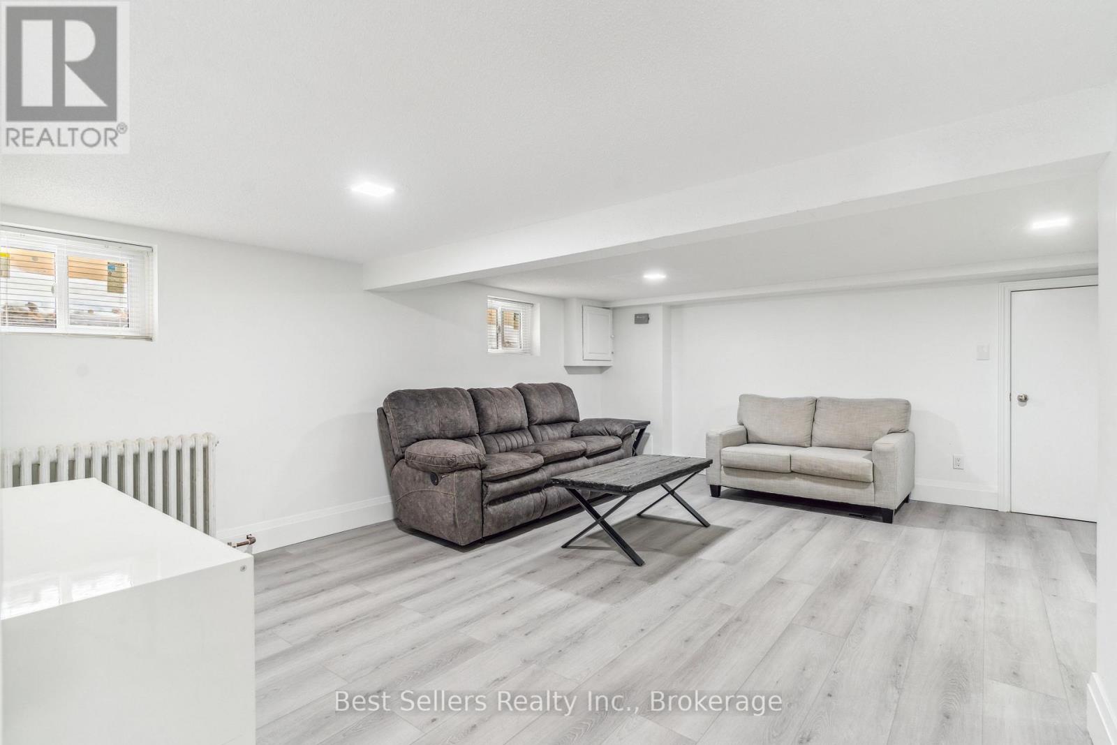 37 Wilmar Road, Toronto, Ontario  M9B 3R8 - Photo 20 - W13815328