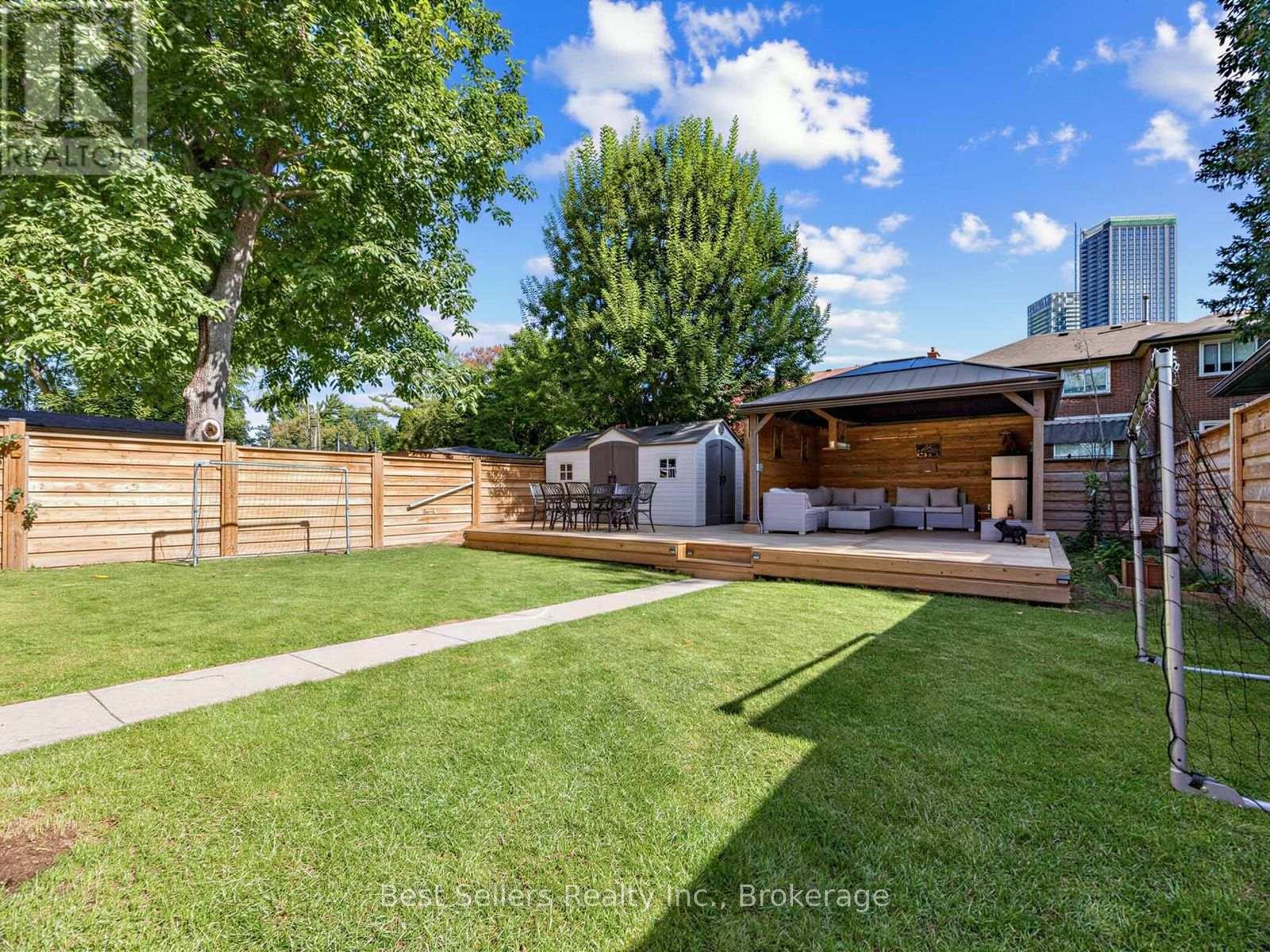 37 Wilmar Road, Toronto, Ontario  M9B 3R8 - Photo 3 - W13815328