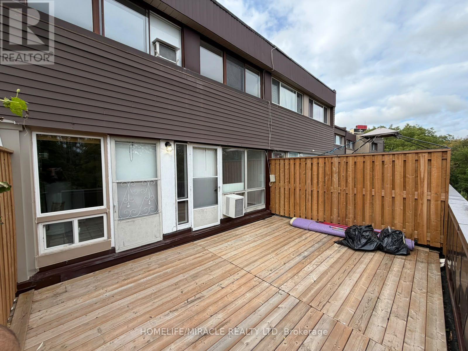 85 - 19 London Green Court, Toronto, Ontario  M3N 1K3 - Photo 18 - W13815372