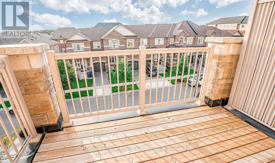 490 Silver Maple Road, Oakville, Ontario  L6H 7H5 - Photo 9 - W13815376