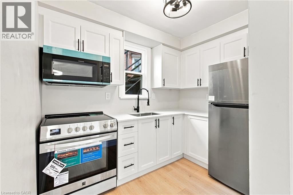 19 Lottridge Street, Hamilton, Ontario  L8L 6T7 - Photo 6 - 40852088
