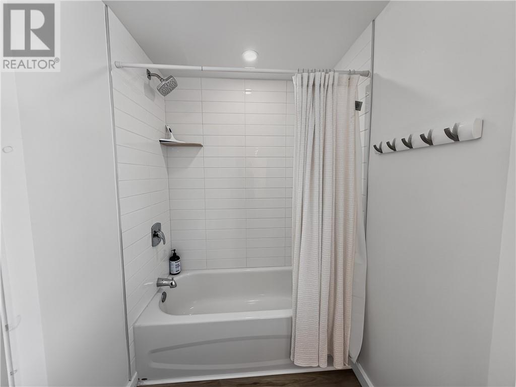 4 Eleanor Street, Gore Bay, Ontario  P0P 1H0 - Photo 36 - 2129342
