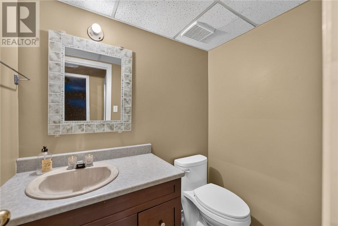 312 Omer Street, Chelmsford, Ontario  P0M 1L0 - Photo 82 - 2130402