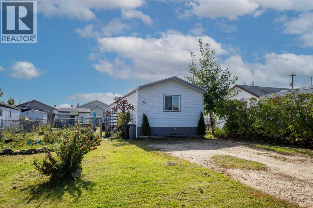 9711 103 Avenue, Clairmont, Alberta  T8X 5E9 - Photo 1 - A2345770