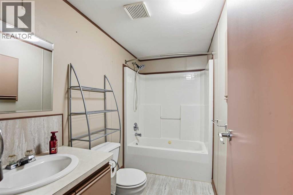 9711 103 Avenue, Clairmont, Alberta  T8X 5E9 - Photo 11 - A2345770