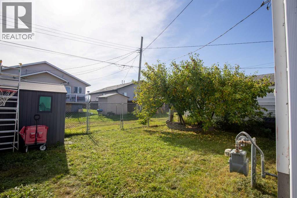 9711 103 Avenue, Clairmont, Alberta  T8X 5E9 - Photo 15 - A2345770