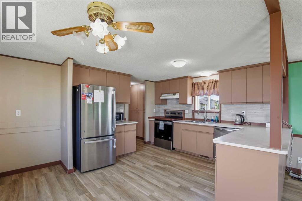 9711 103 Avenue, Clairmont, Alberta  T8X 5E9 - Photo 2 - A2345770