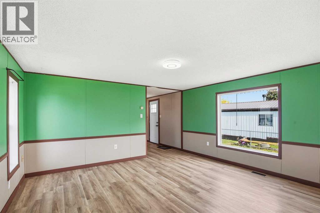 9711 103 Avenue, Clairmont, Alberta  T8X 5E9 - Photo 4 - A2345770