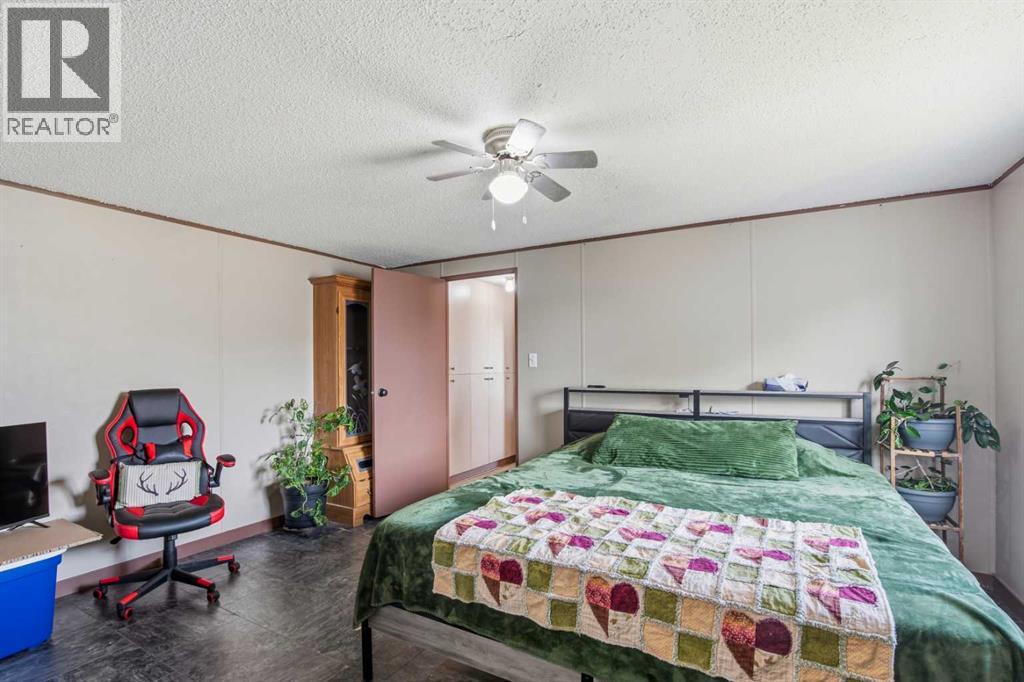 9711 103 Avenue, Clairmont, Alberta  T8X 5E9 - Photo 6 - A2345770