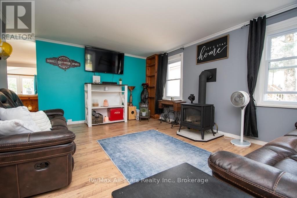 23 Wolfe Street, Kawartha Lakes, Ontario  K9V 2J3 - Photo 12 - X13815462